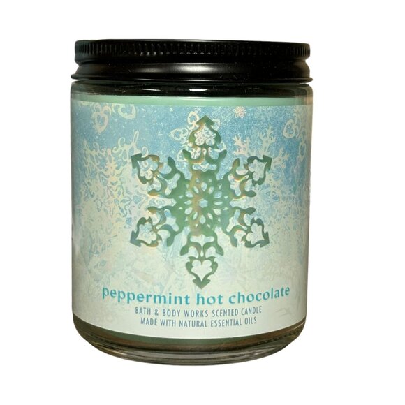 Bath & Body Works Peppermimt Hot Chocolate Scented Candle 7 oz Single Wick - Picture 2 of 3